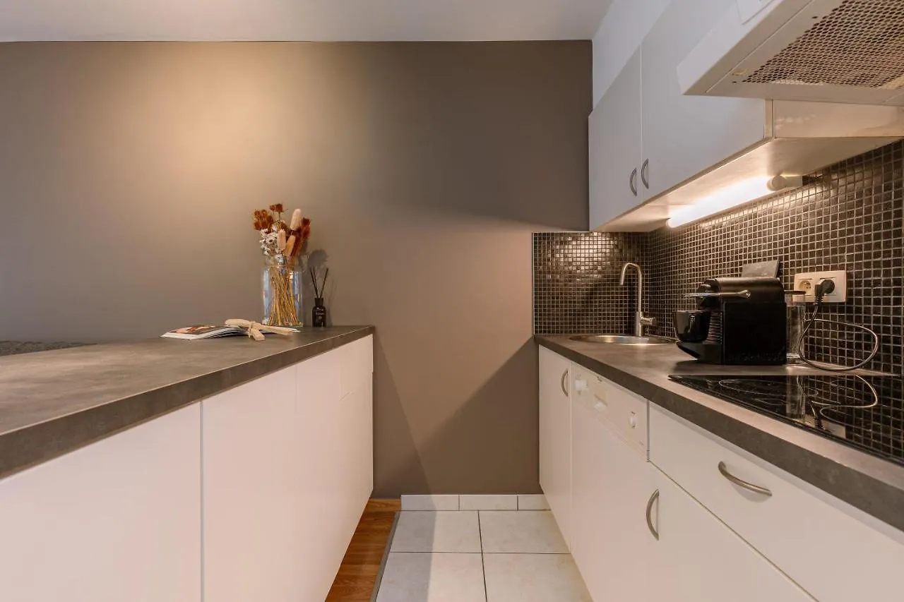 Perfectly Appointed Apartment In The Center Of Ostend Near The Beach 0*,